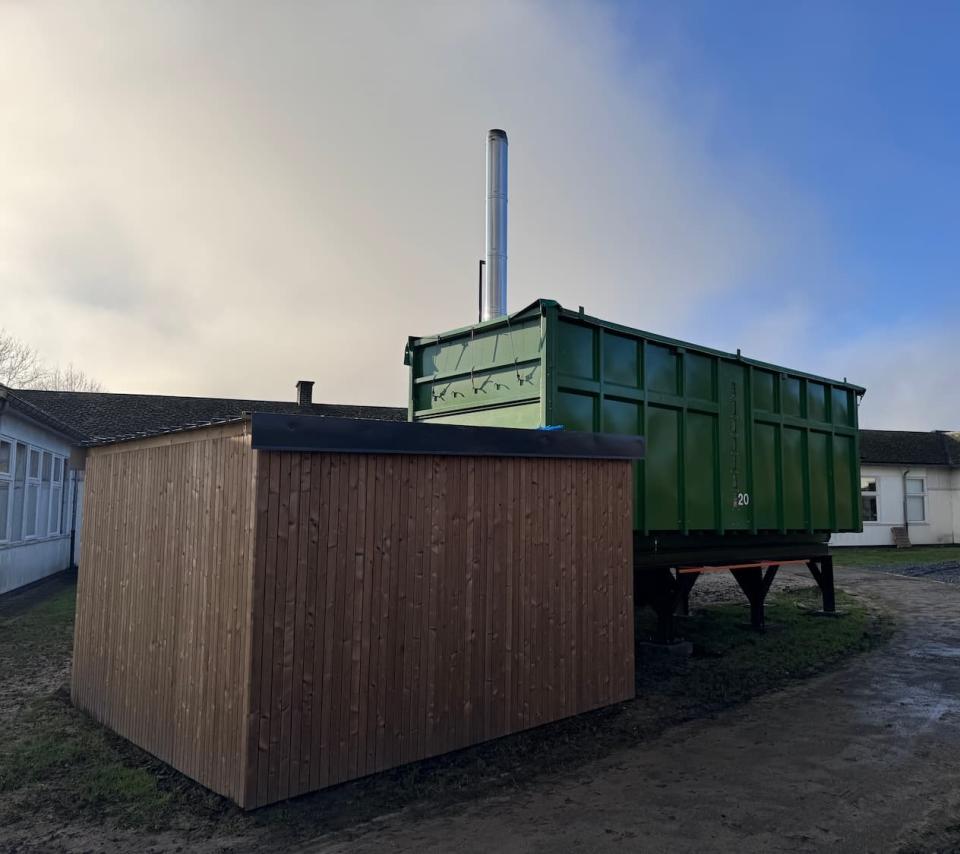 Silo bois et container chaufferie Genappe